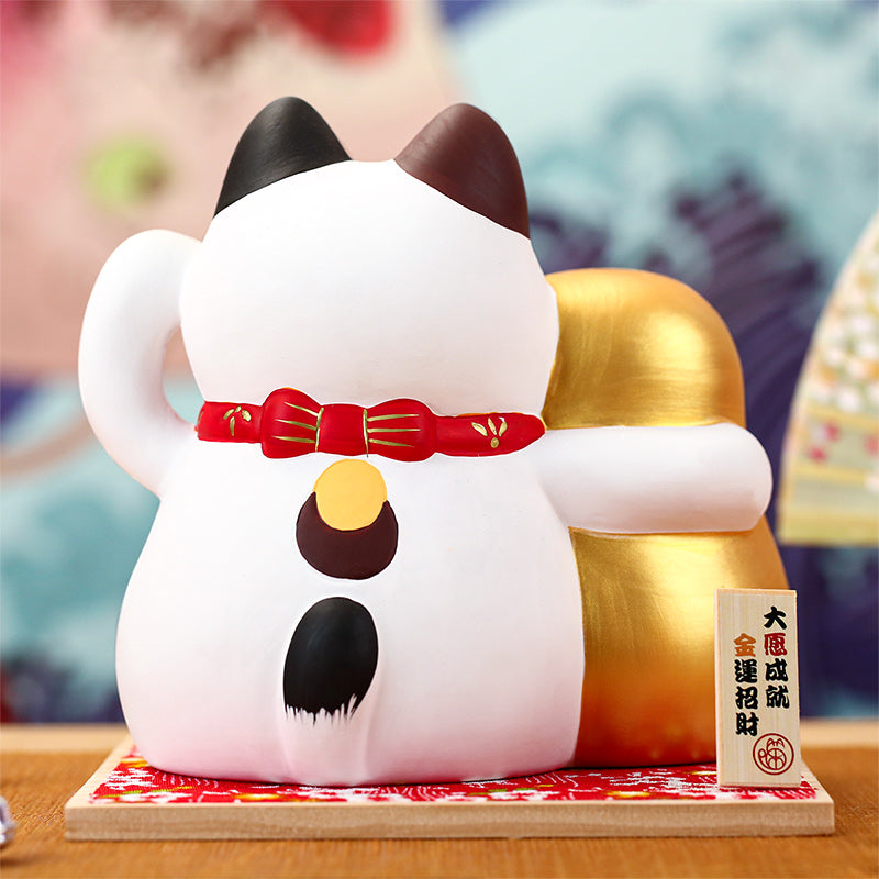 Maneki Neko Yatsugatake