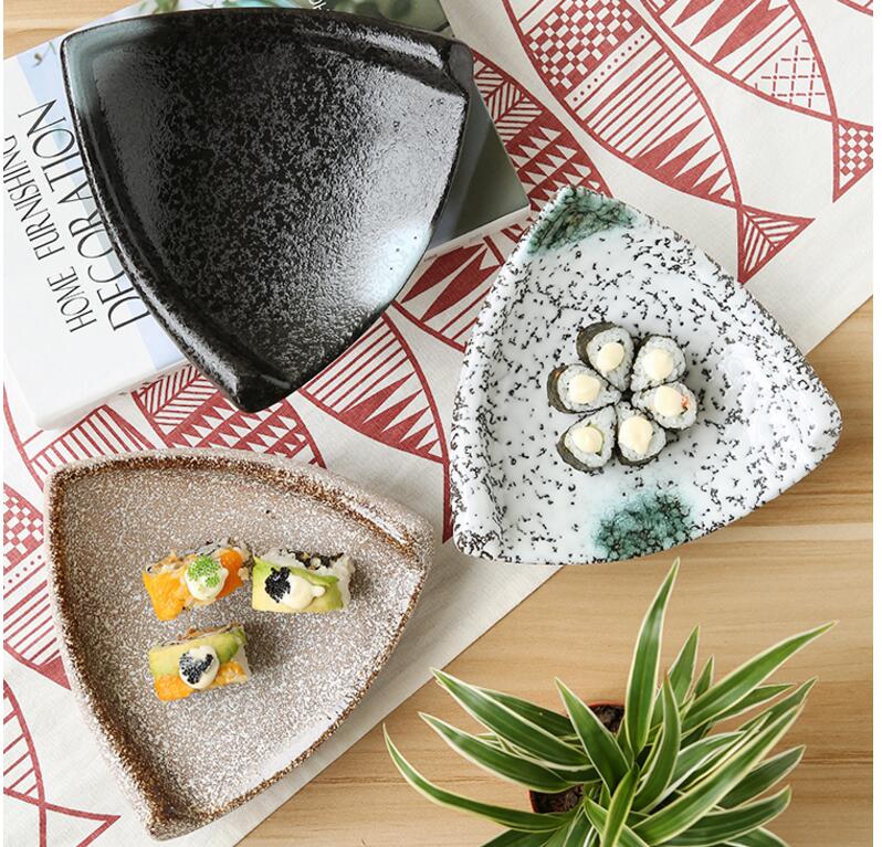 Dreieckiger Sushi Teller Midori (3 Farben)