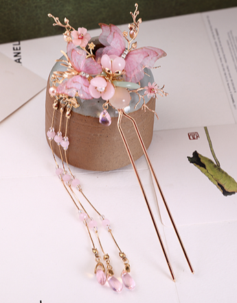 Klassischer Kanzashi Haarschmuck Okami