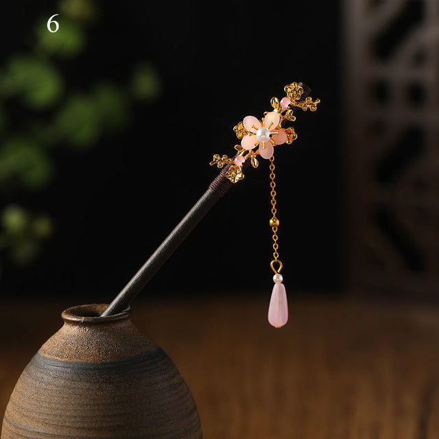 Kanzashi Haarstab Noya aus Holz und Acryl – Bild 7