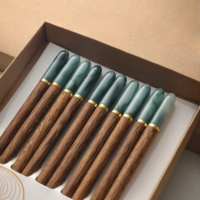 Essstäbchen-Set Maiko aus Holz – Bild 6