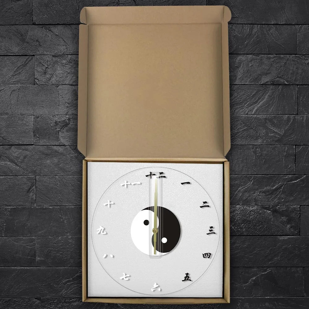 Wanduhr Kinu