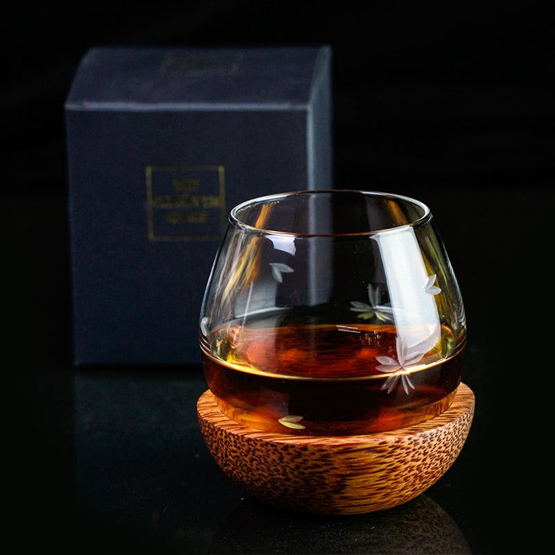 Kreativer Whiskyglas Tagoshi (2 Modelle)