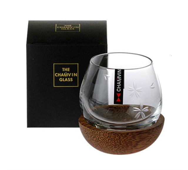 Kreatives Whiskyglas Tagoshi (2 Modelle)