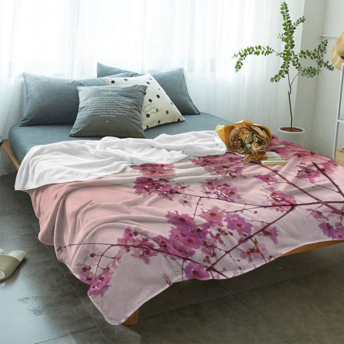 Der Frühling Kuscheldecke Mara (4 Größen)