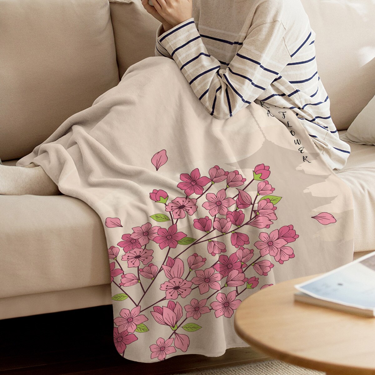 Kirschblüten Kuscheldecke Yumiko (4 Größen)