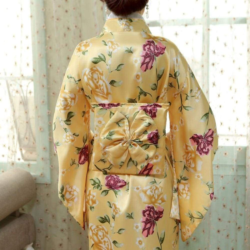 Woman Kimono Yuna - Kimonos